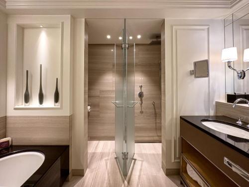 Kronenhof Suite