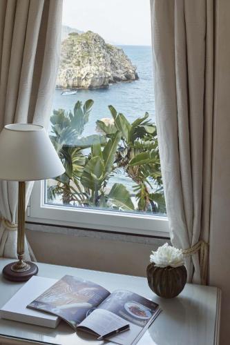 Superior Sea View Room