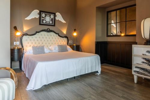 Deluxe Suite with Sea View