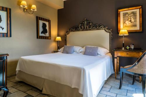 Junior Suite with Garden View