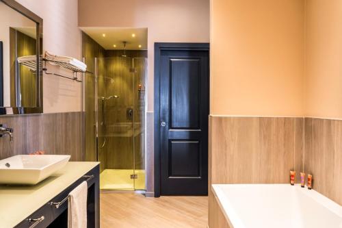 One Bedroom Apartment - Annex