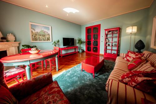 One Bedroom Apartment - Annex