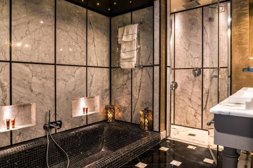 One Bedroom Suite