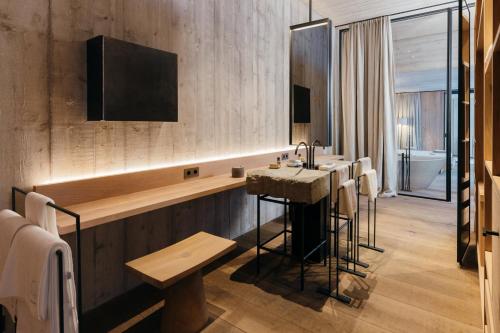 Suite with Sauna