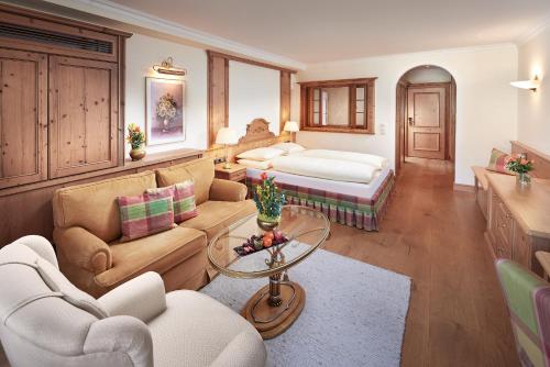 Deluxe Double Room with Garden View