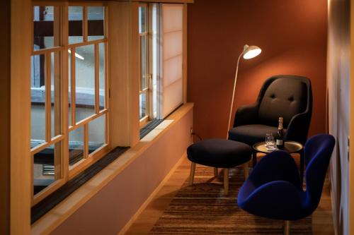 Suite 201 -CHAYA-