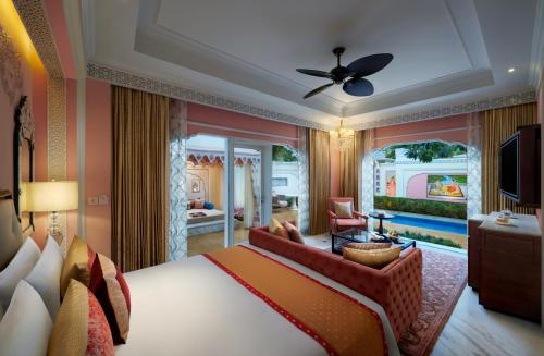 Royal Villa Plunge Pool