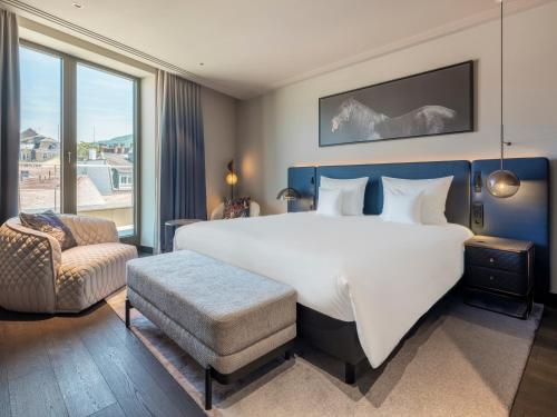 Grand Deluxe Room