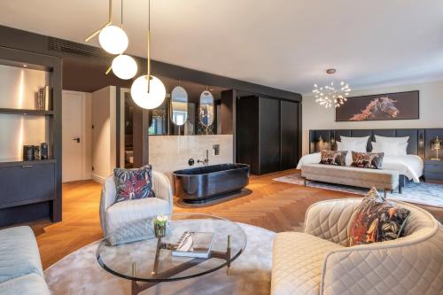Serenity Spa Suite