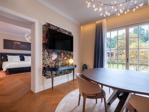 Presidential Suite