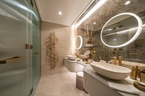 Junior Suite with balcony