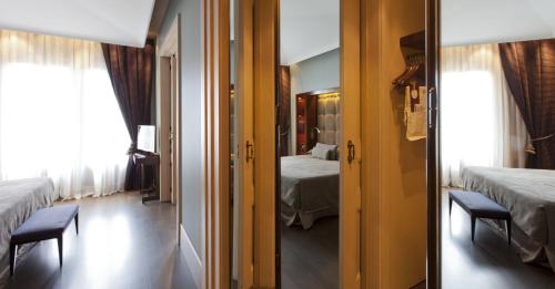 Senior Suite (1-2 Adults)