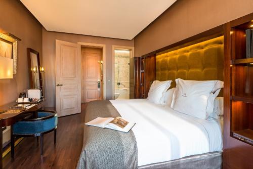 Double or Twin Room with New Year Gala Dinner