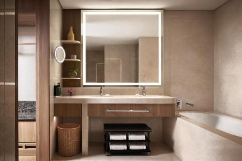 Executive Suite City King