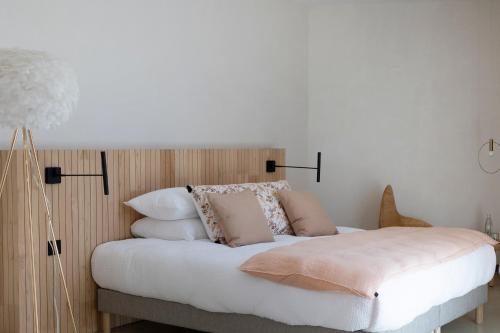 Junior Suite with Spa Bath - Private Garden and Private Heated Swimming Pool