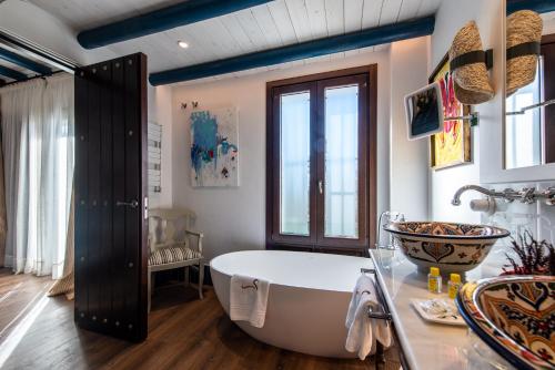 Deluxe Junior Suite