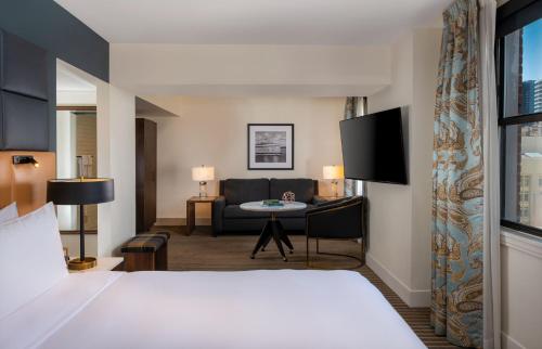 Superior King Room 