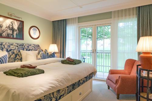 Superior Twin Room - Including Pool Club Access