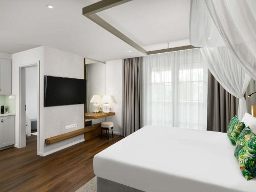 Standard Junior Suite with One Double Bed