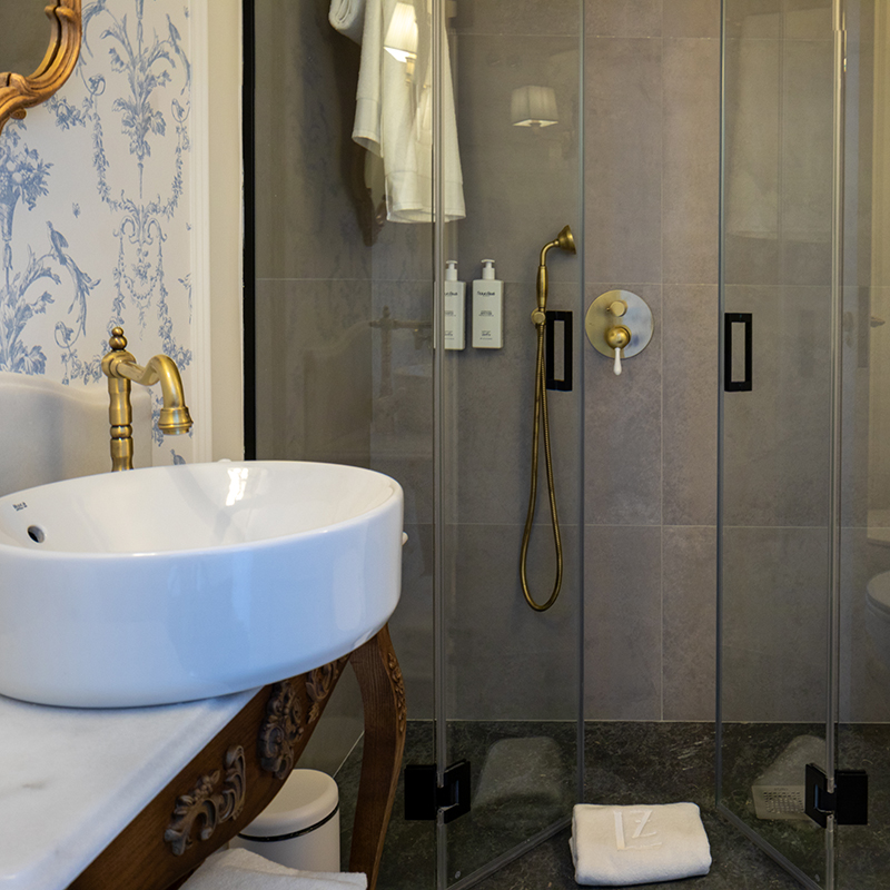 Deluxe Room with Jacuzzi in Terrace