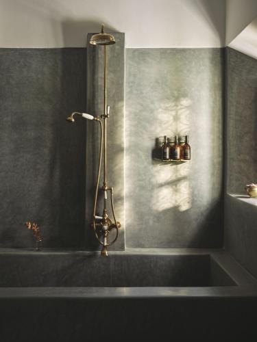 Deluxe Double Room with Bath