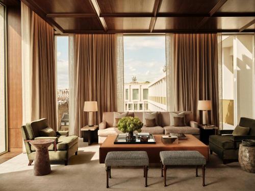 London Suite