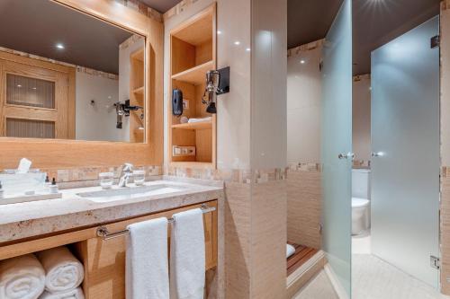 Premium Junior Suite (4 Adults)