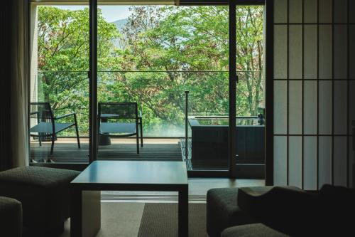 West Wing-Twin Room with Open-Air Bath Japanese Style / Grill Course   Dinner Entry 17:00～17:30