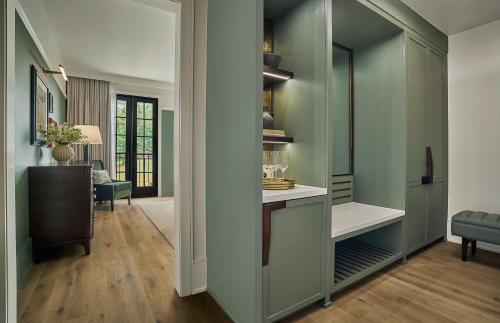 Deluxe Resort One Bedroom Suite