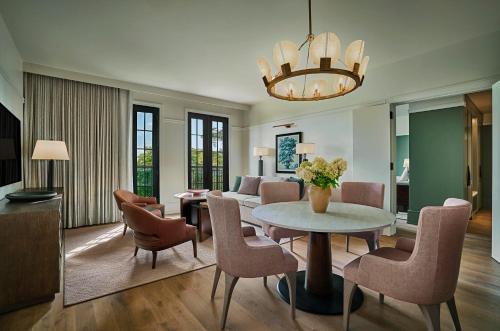 Estate One Bedroom Suite