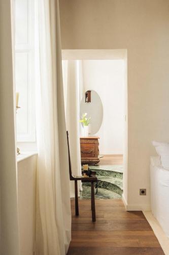 Deluxe Junior Suite