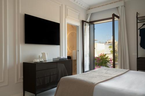 Deluxe Double Room with Terrace