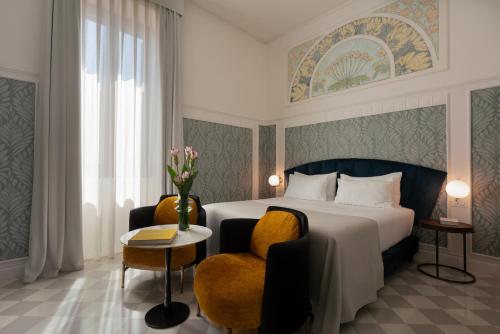 Deluxe Double Room with City View