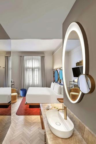Cozy Bohemia King Room
