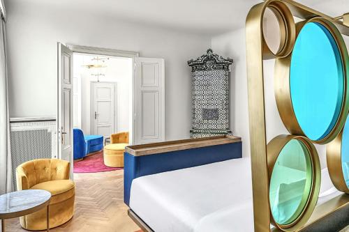 Supreme Bohemia King Suite