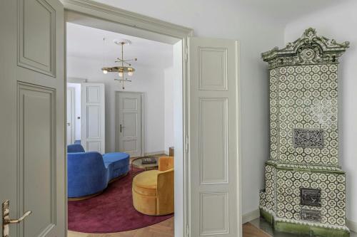 Supreme Bohemia King Suite