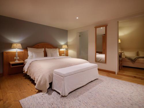 Double Room L