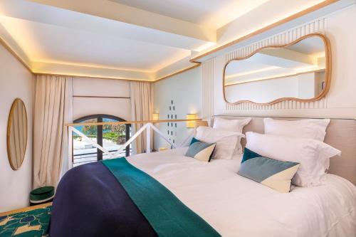 Duplex Room