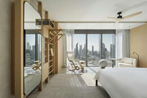 SIRO Plus King, complimentary AED 200 daily recovery credit and lifestyle consultation