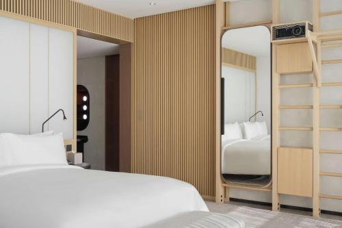 SIRO Premium Double Queen, complimentary AED 200 daily recovery credit and lifestyle consultation