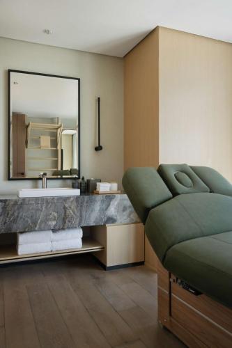SIRO Recovery Suite - 60 mins recovery massage