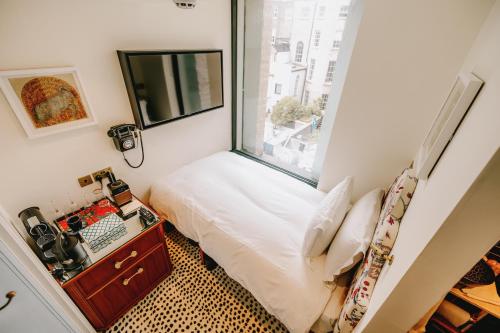Small Single Room