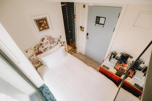 Small Single Room
