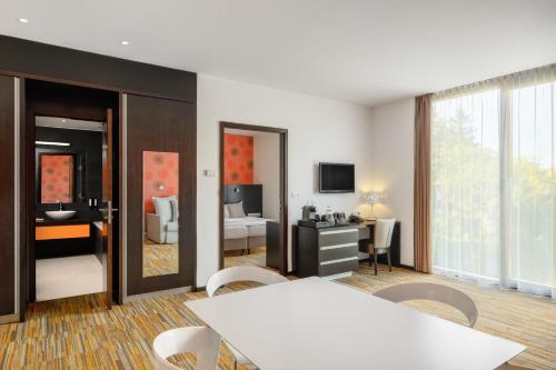 One Bedroom Suite