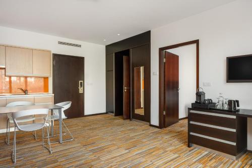 One Bedroom Suite