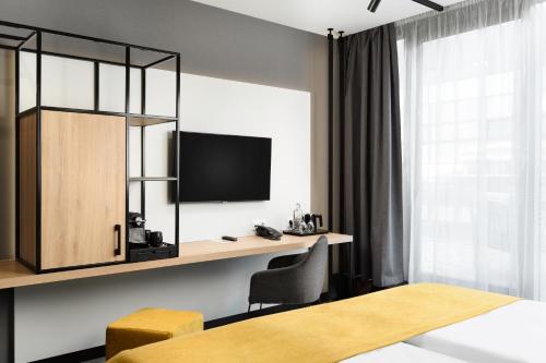 Deluxe Double or Twin Room with Balcony