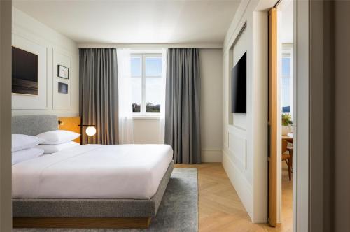 Regency Suite with Sea View