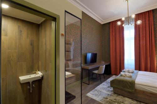 Superior Queen Room