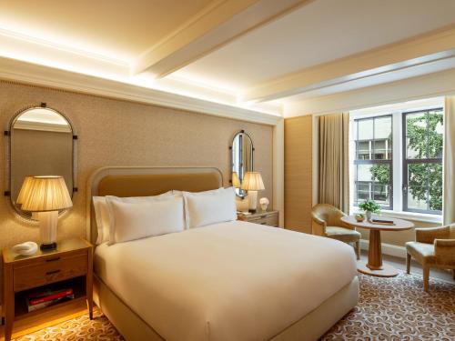 Grand Deluxe King Room