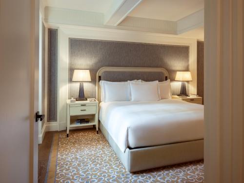 Grand Deluxe Suite